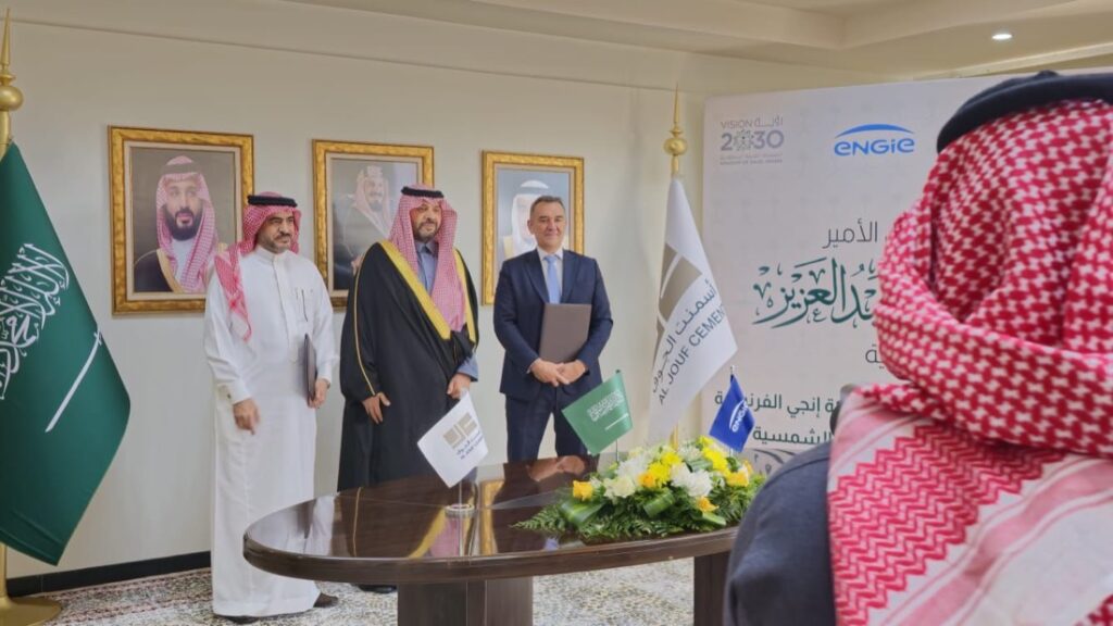 “إنجي” و”أسمنت الجوف” تتعاونان في مشروع للطاقة الشمسية بقدرة 22 ميجاواط “إنجي” و”أسمنت الجوف” تتعاونان في مشروع للطاقة الشمسية بقدرة 22 ميجاواط